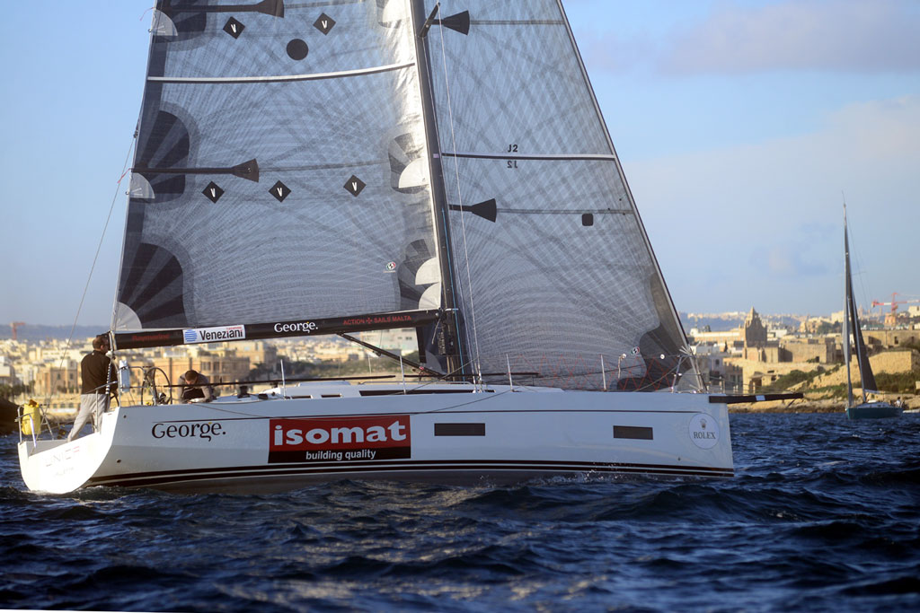 Isomat Unica clinches Raymarine Double Handed Figure of Eight Race title