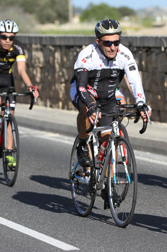 Fast pace, interesting tactics reign at the Mosta AF Sign Studio Cycling Club Road Race