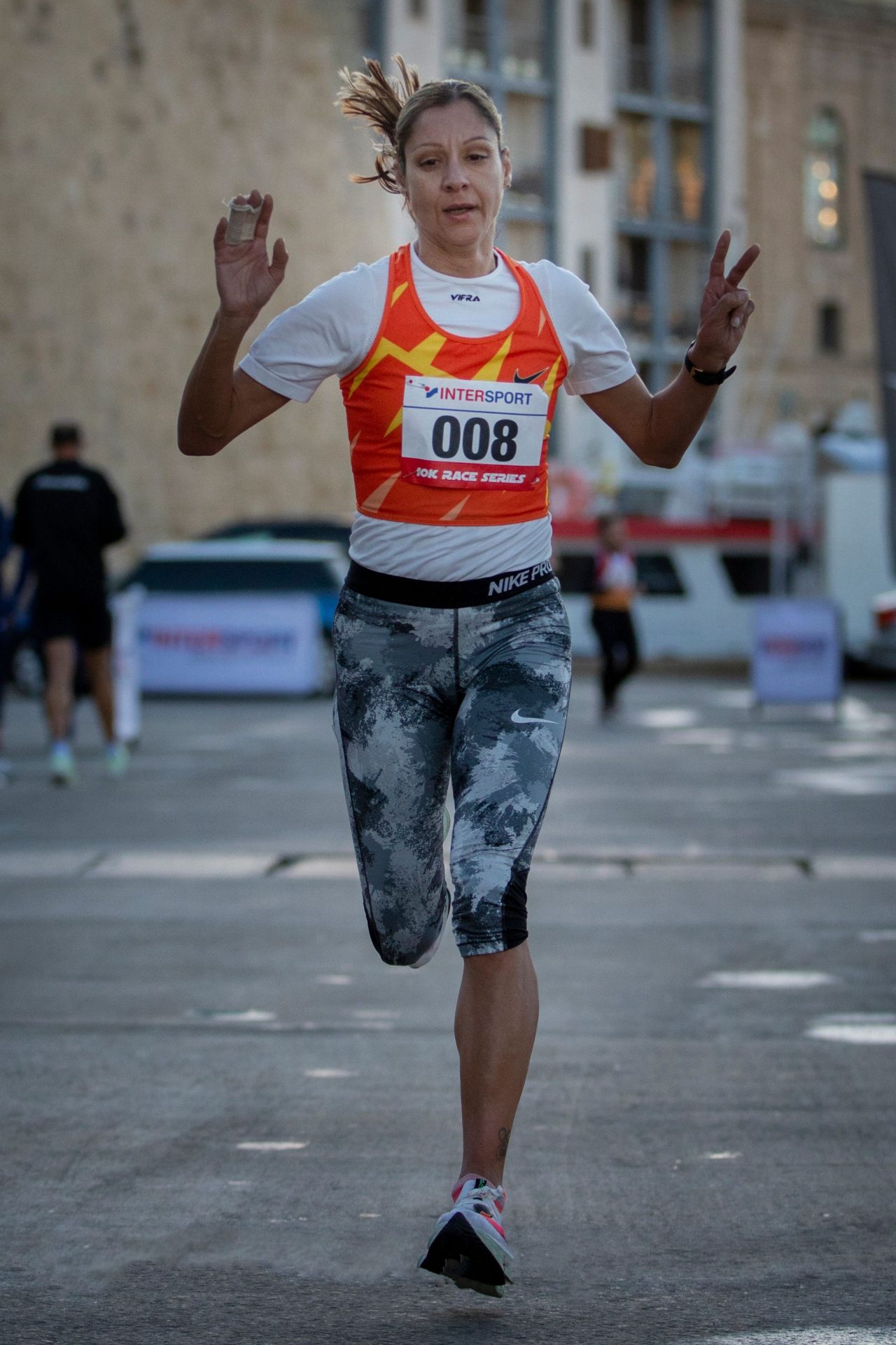 Superb performances by Dillon Cassar and Lisa Bezzina at the Intersport 10k Series – Three Cities Race